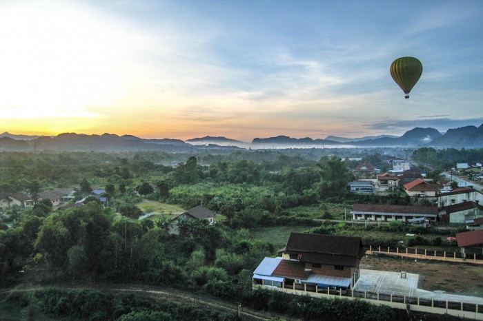 chơi gì ở Vang Vieng