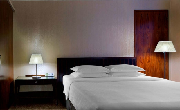 Enjoy 15% Off Hotel Bookings in Sheraton Towers Singapore with Maybank