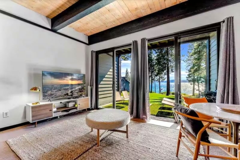 lakeside Airbnbs in Lake Tahoe