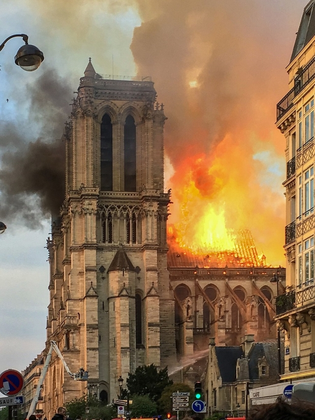 notre dame fire