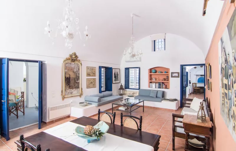 Airbnb Fira Santorini 