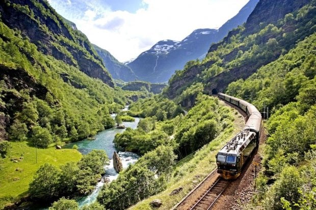 scenic train routes