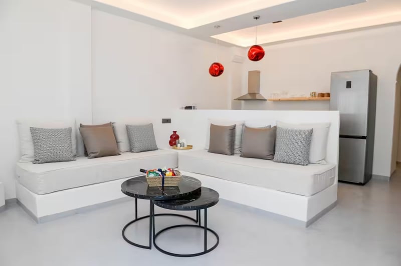 Airbnb Fira Santorini 