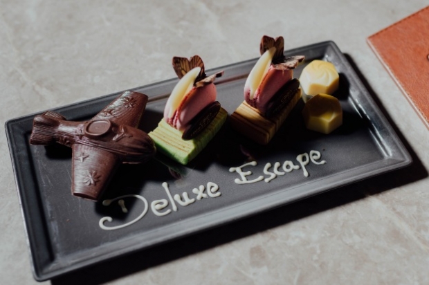 Deluxe Escape Staycation at Crowne Plaza Changi Airport