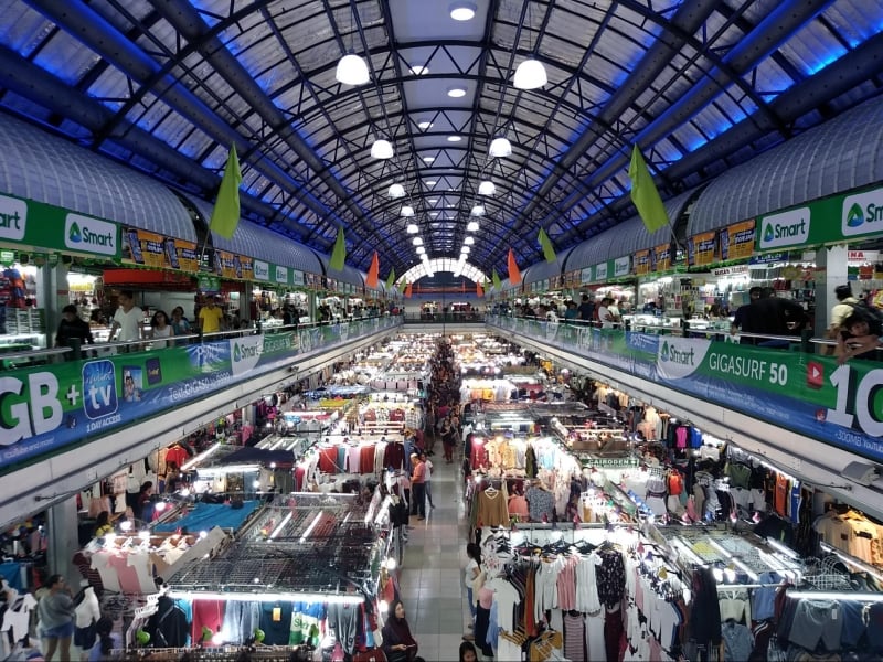 things to do in the philippines: bargain hunting