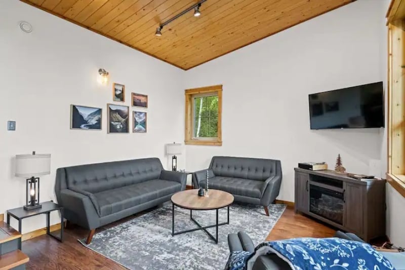 Airbnbs in Fairbanks villa