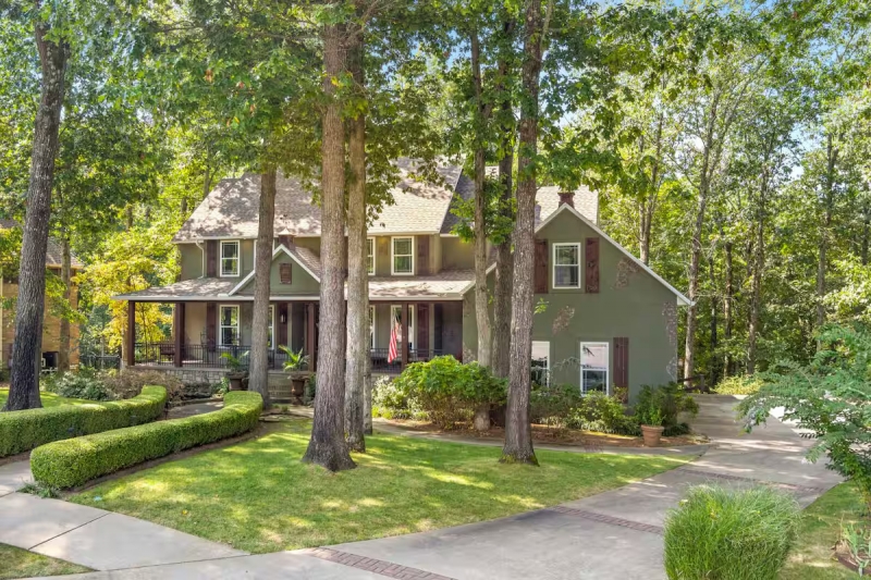 Airbnbs in Bentonville
