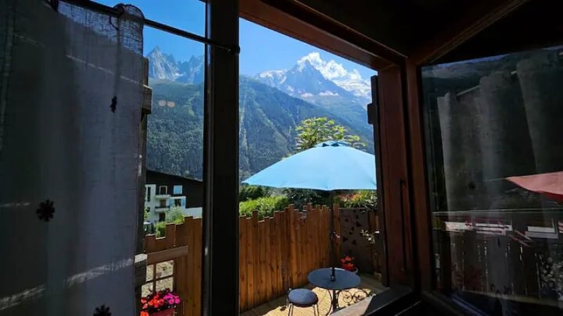 romantic Airbnb stays in Chamonix