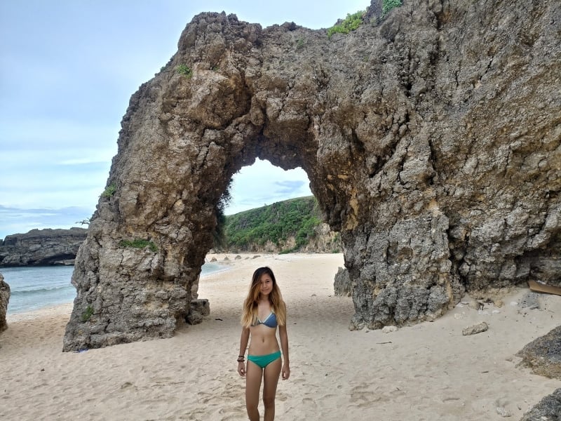 Nakabuang Arch