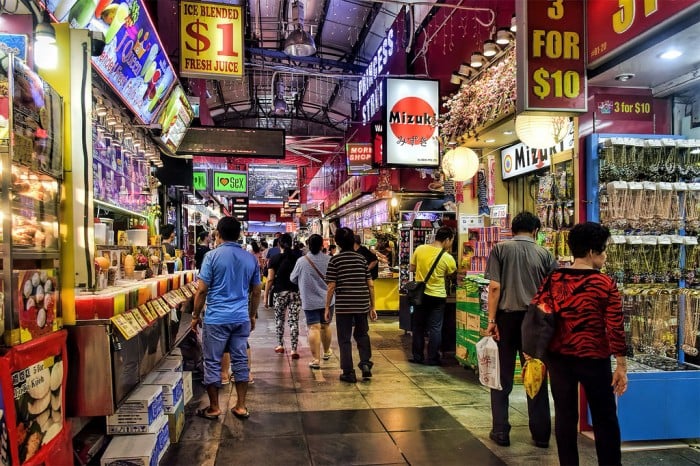 bugis street shopping singapore