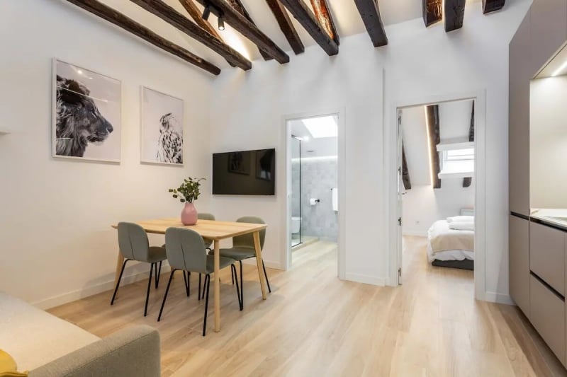 Airbnb Madrid City Centre