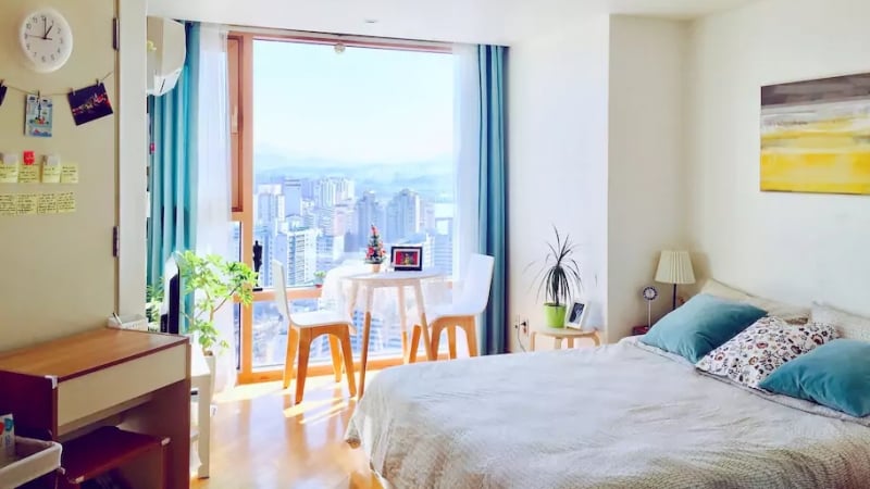 Seoul Airbnb