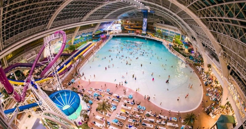 west edmonton mall indoor pool best malls in the world