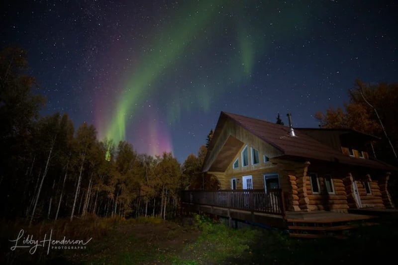 log cabin Arora borealis Airbnbs in Fairbanks