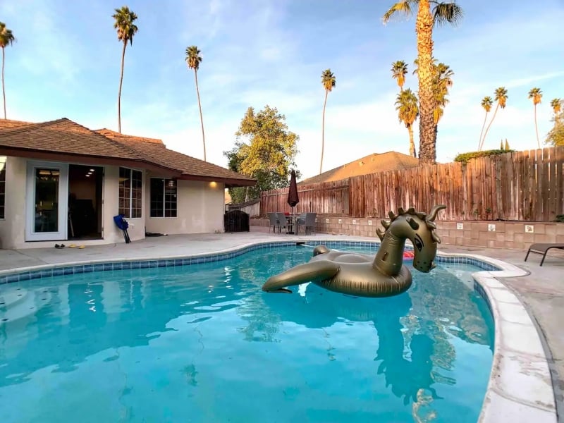 Airbnbs in Riverside