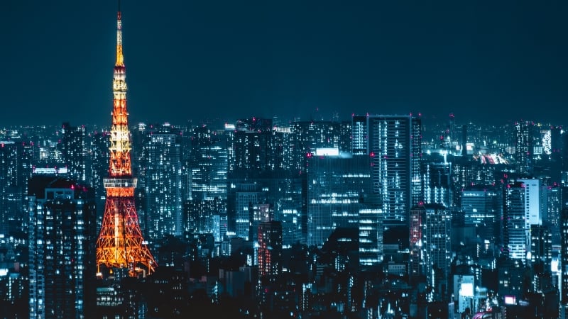 tokyo skyline at night