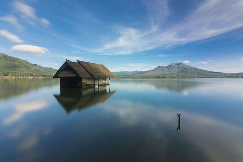 lake batur