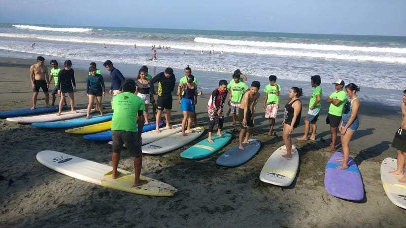 surf lessons baler