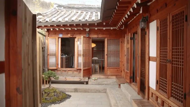 airbnbs in bukchon