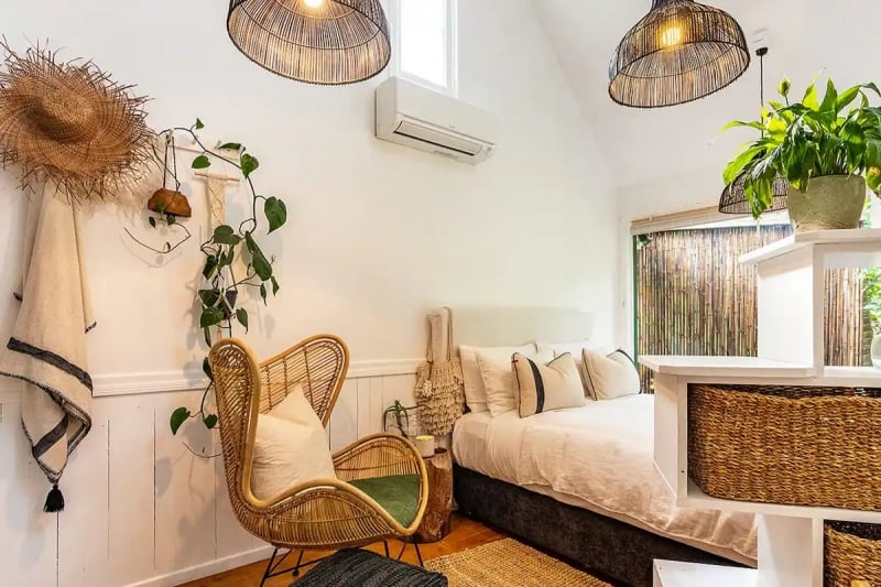 airbnbs in auckland near palm beach