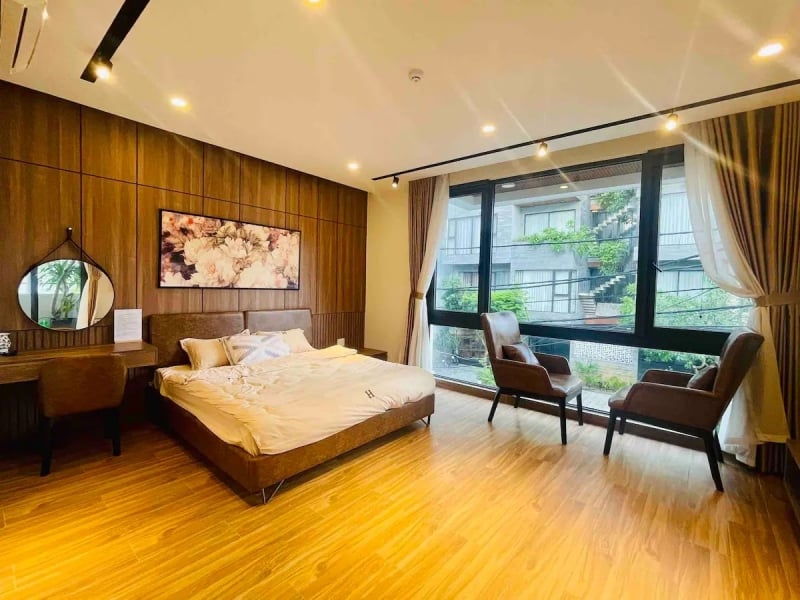 luxurious da nang airbnb with studio lights