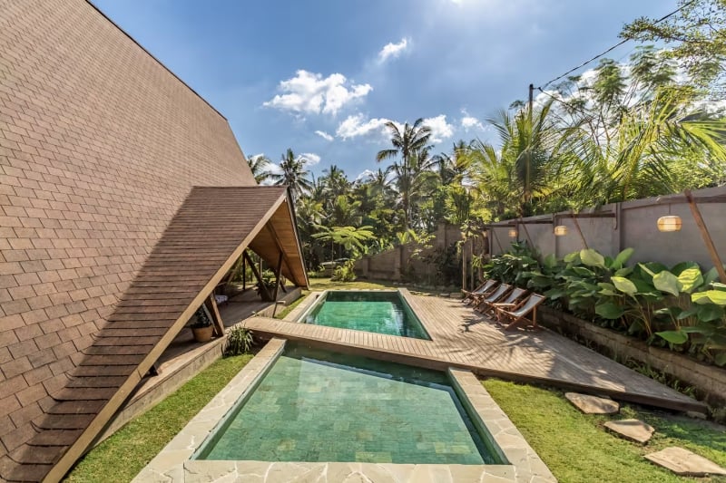 Airbnb Bali with private pools