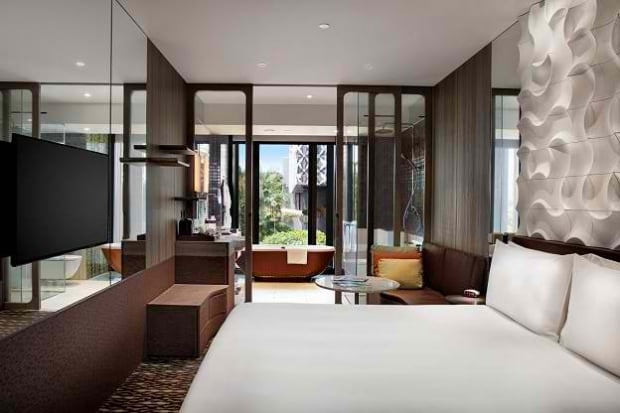 Day Use Room Offer in Crowne Plaza Changi Airport