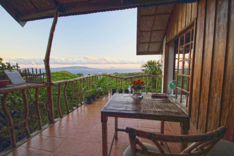 balcony puerto galera homestay