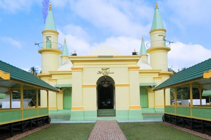 peyengat island riau island