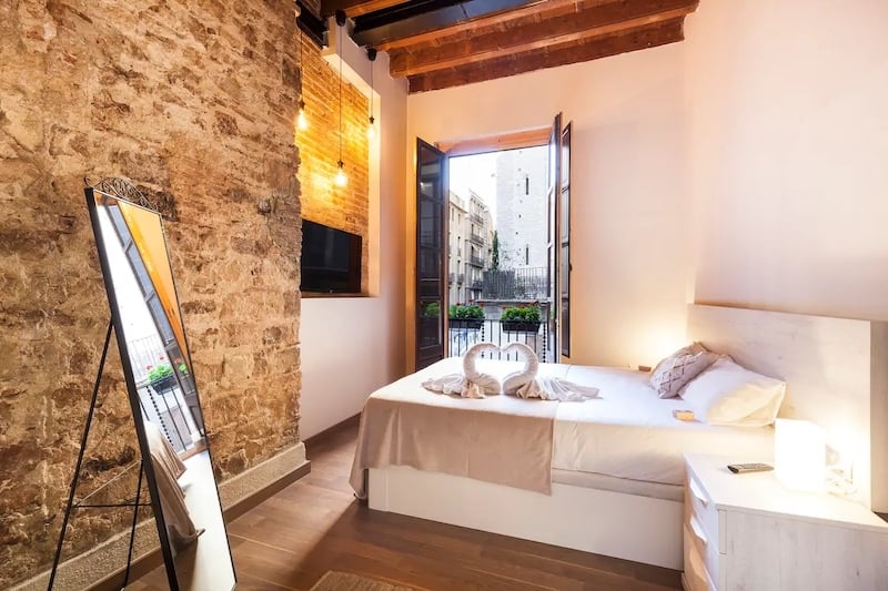 Best Airbnb Apartments in Barcelona