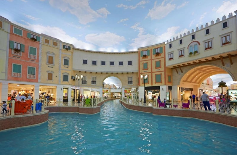 villaggio mall qatar canal