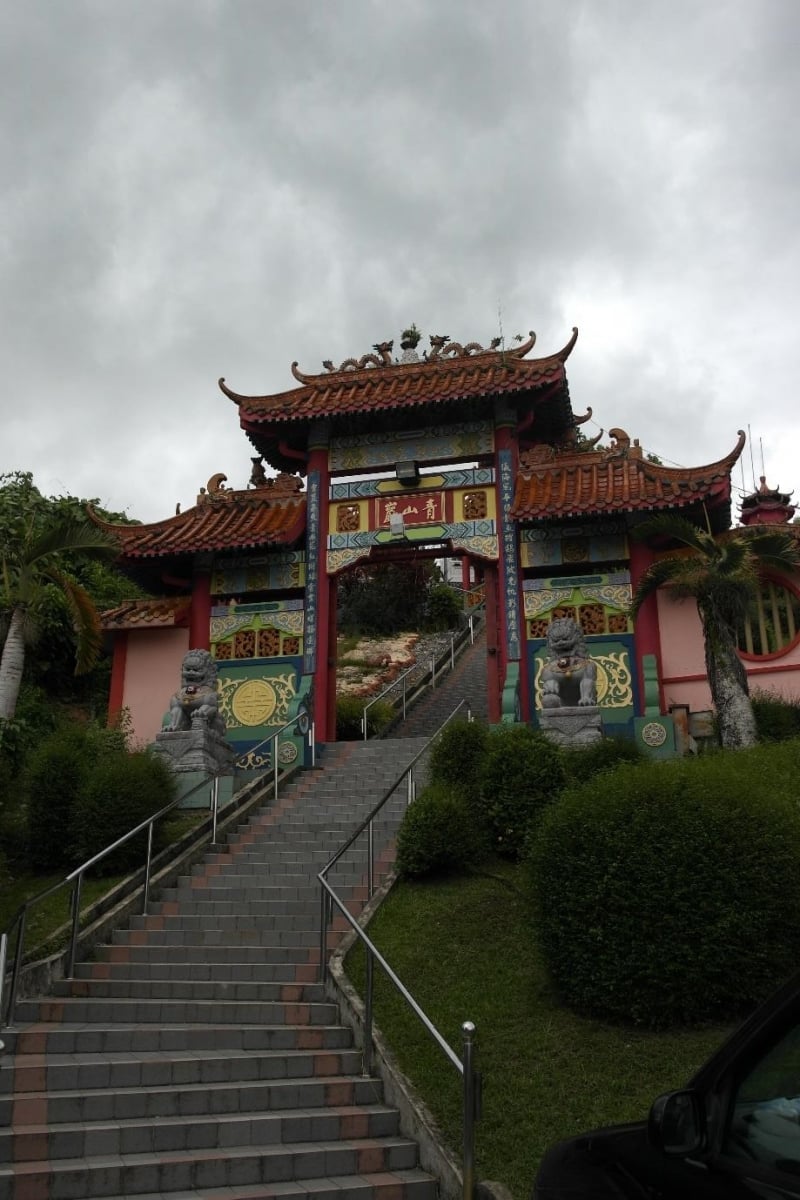 things to do in kuching