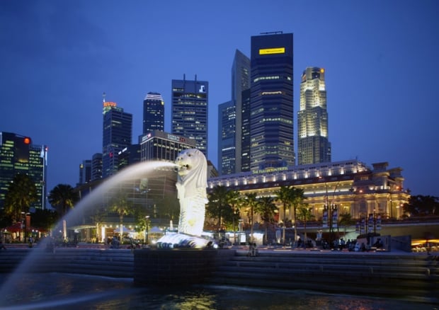 Stay More, Save More at The Fullerton Hotel Singapore