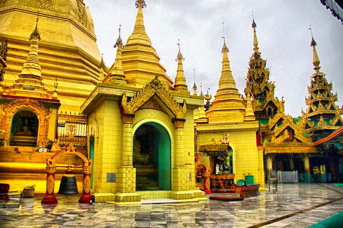 Sule Pagoda