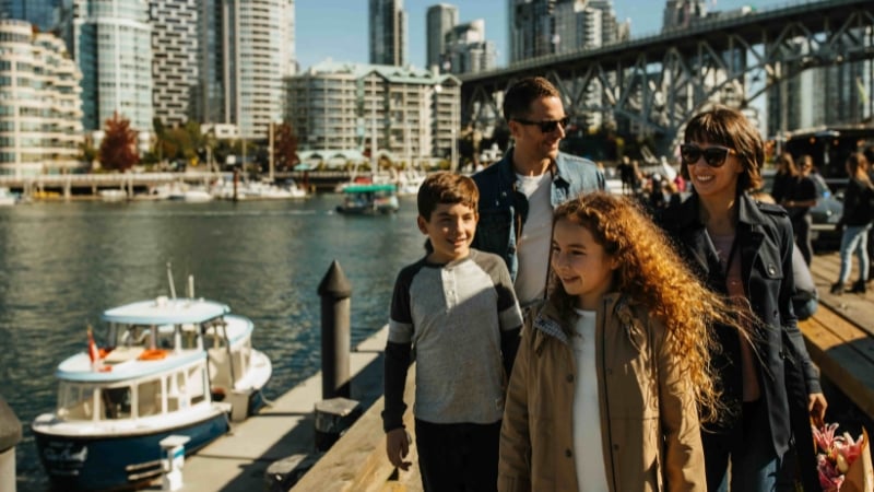 a family at the vancouver waterfront