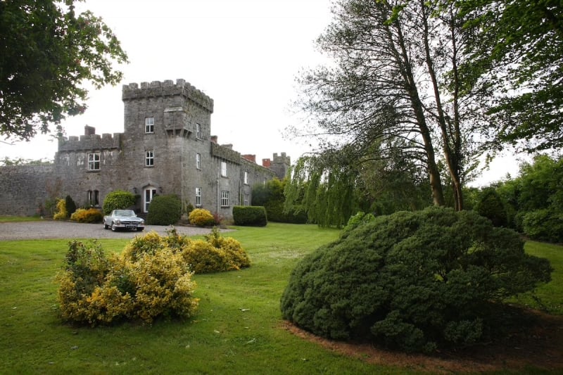 Airbnb Castle: Fanningstown Castle in Ireland