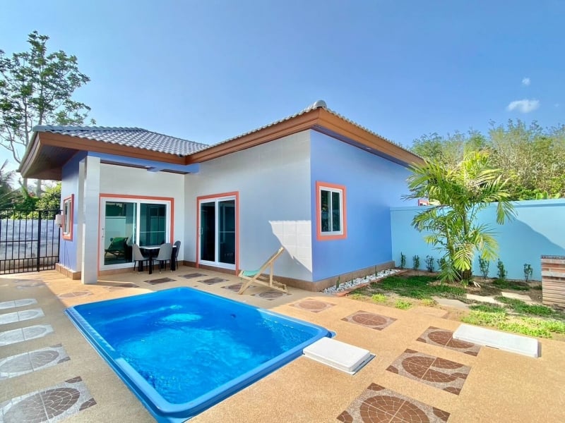 couple Airbnbs in Phuket