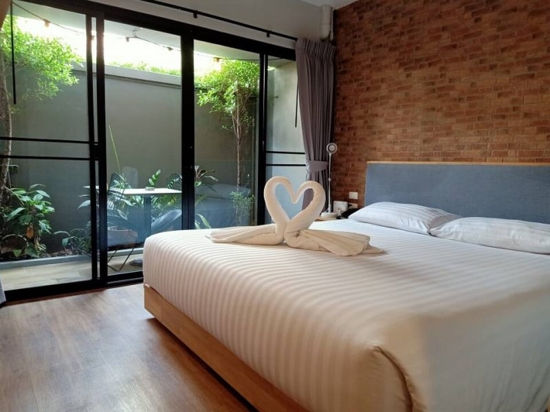 bedroom Bangkok airbnb