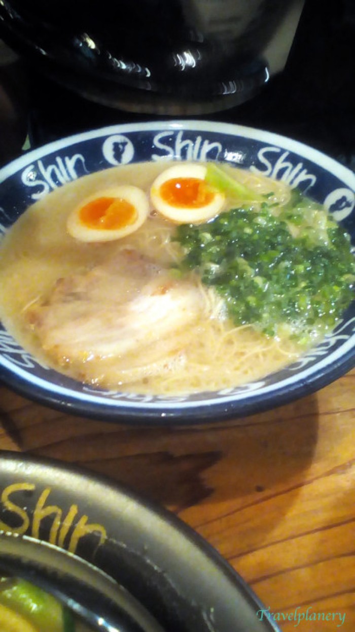 chơi gì ở Fukuoka Shin Shin Ramen