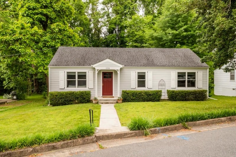 Airbnbs in Charlottesville