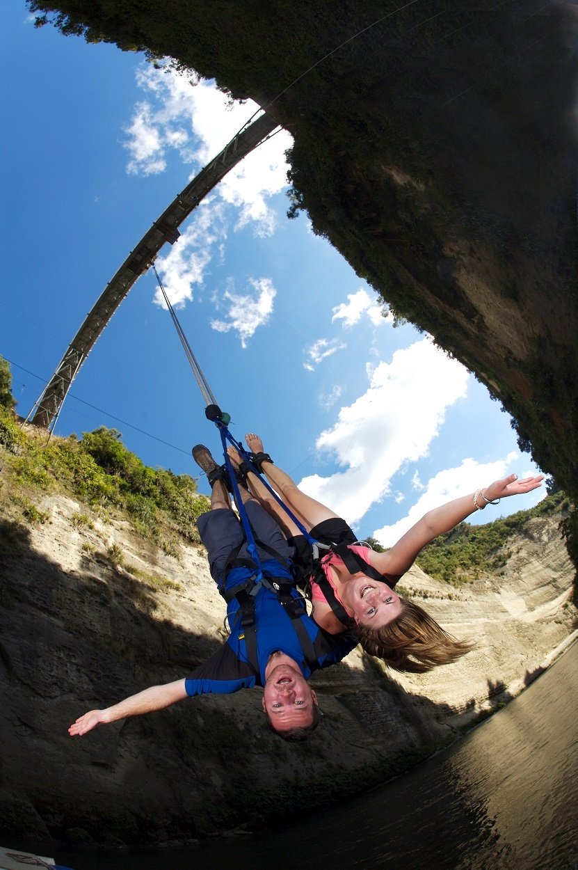 Bungy jump new zealand