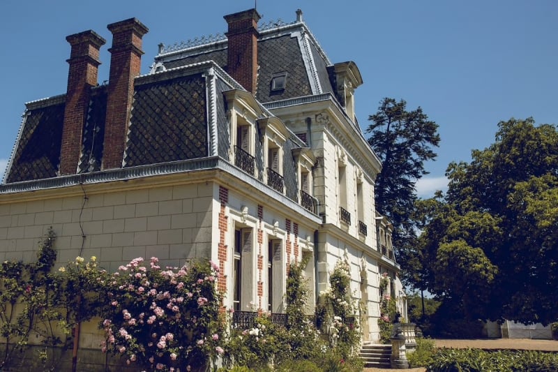 Airbnb Castle in Loire Valley, France