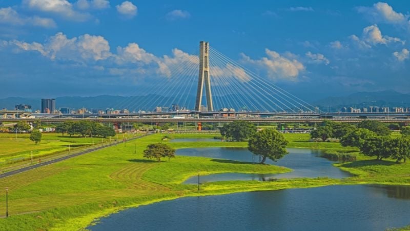 New Taipei Metropolitan Park (Erchong Floodway Riverside Park)