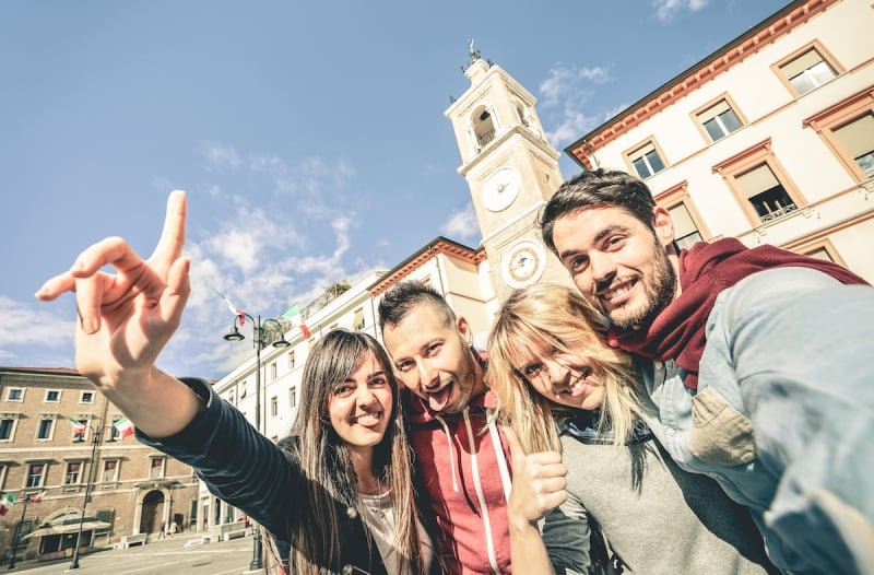 group tour etiquette