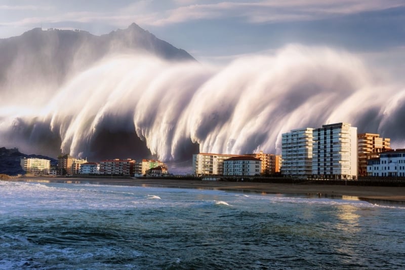 tsunami japan