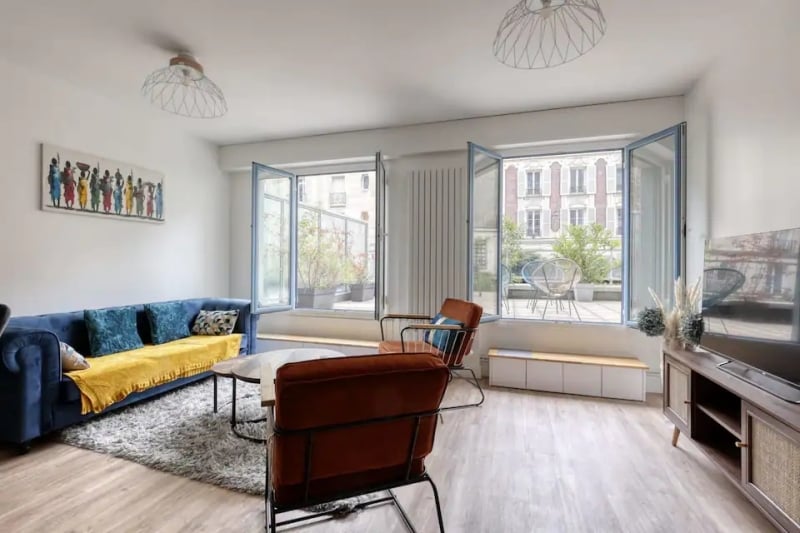 living room paris airbnbs