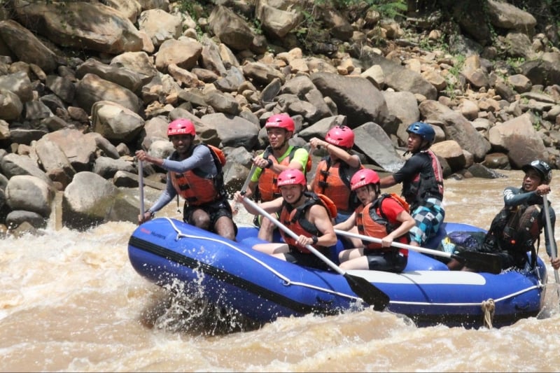 whiteriver rafting sabah