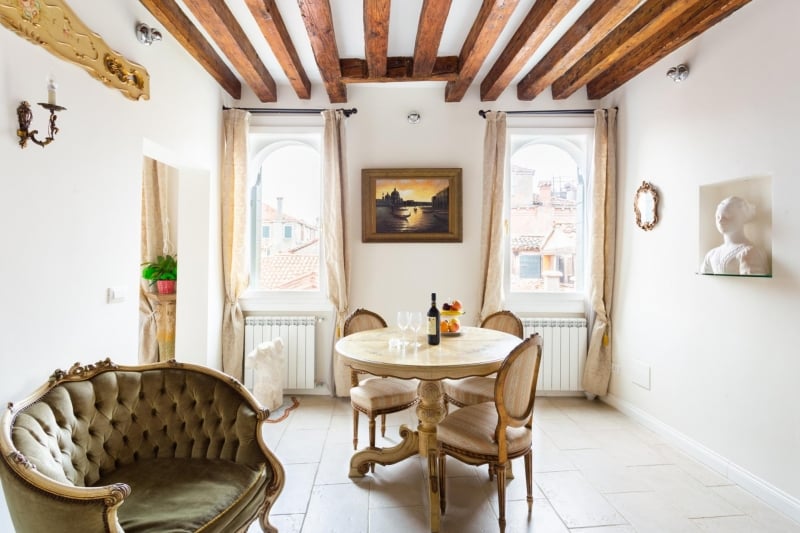 airbnbs in venice