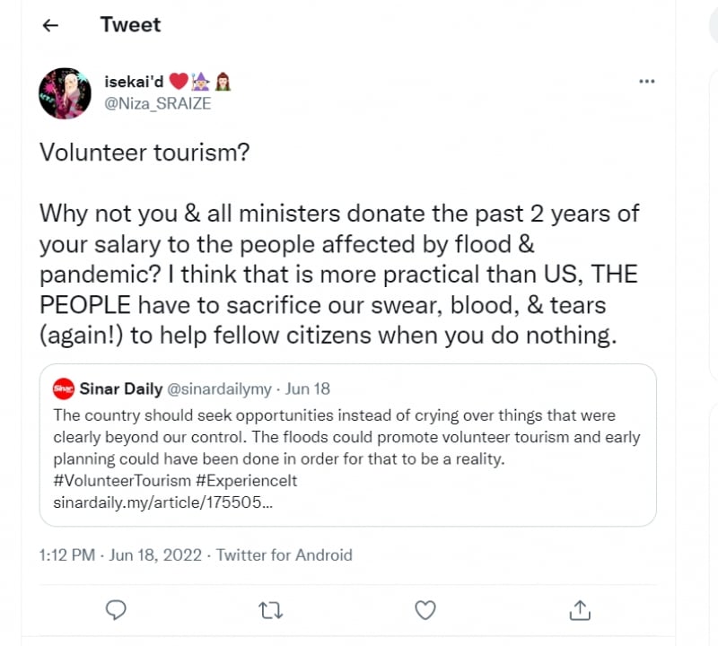 twitter screenshot on nazri's voluntourism