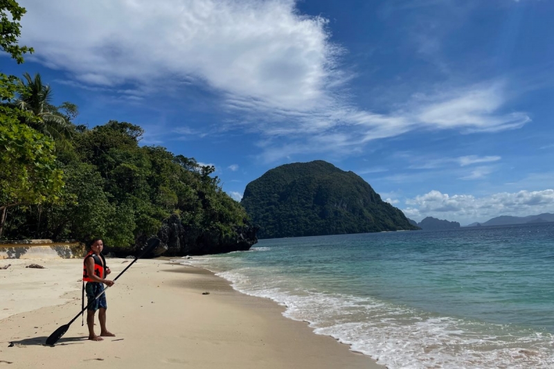 island tour guide el nido